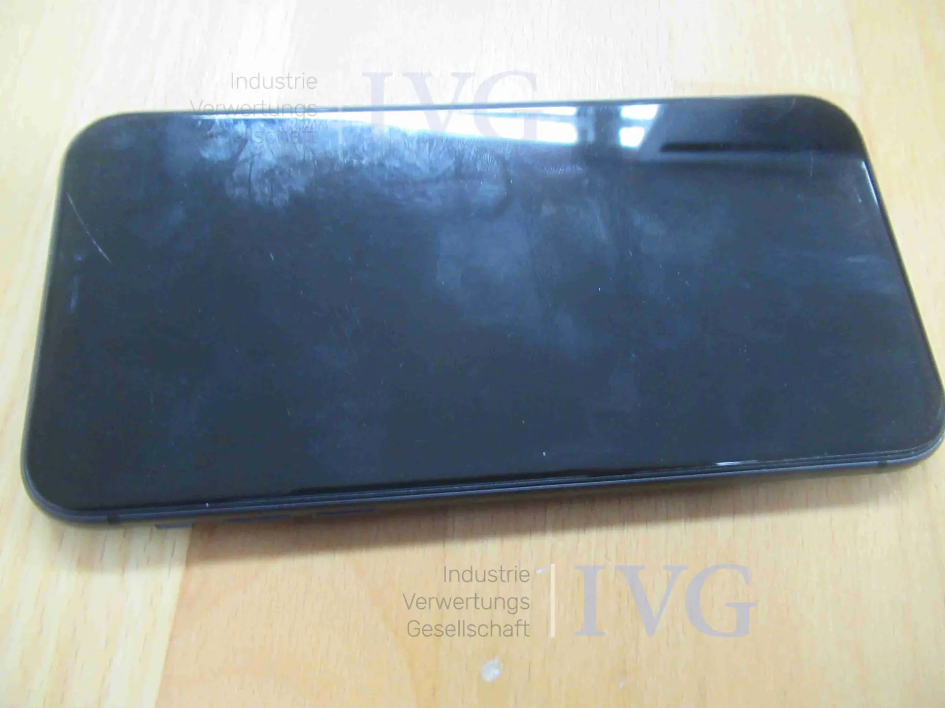Smartphone APPLE iPhone 11